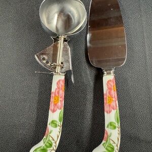 Prill Porcelain Pie Knife and Ice Cream Scope Stainless